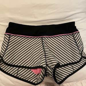 Lululemon speedo shorts, 2.5, size 6, zebra striped